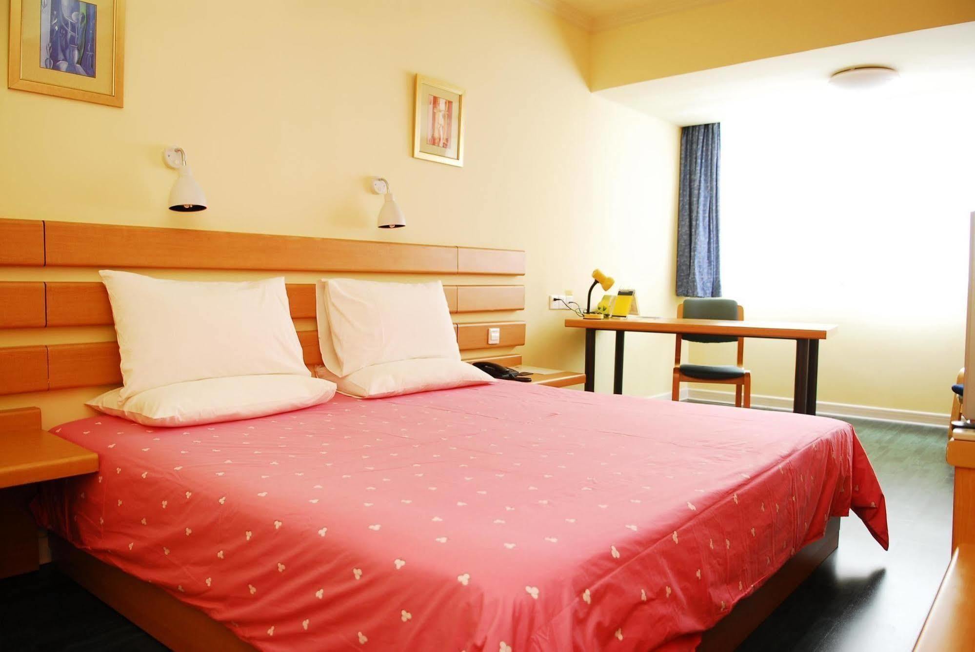 Home Inn Beijing International Exhibition Center Zuojiazhuang Экстерьер фото